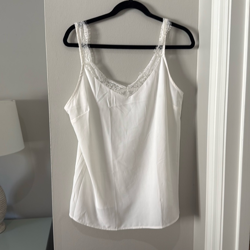 Lace white tank size medium